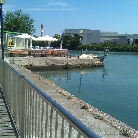 Da Laura Lägenhet Monfalcone